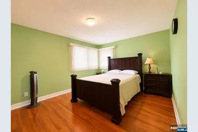 372 Main Street, Bergenfield, NJ 07621 - Photo 15