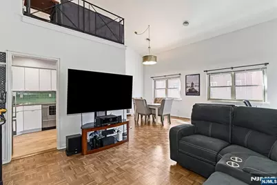 361 Claremont Avenue 11 #11, Montclair, NJ 07042 - Photo 3