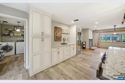 14 Donato Drive, Cedar Grove, NJ 07009 - Photo 11
