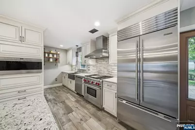 14 Donato Drive, Cedar Grove, NJ 07009 - Photo 15