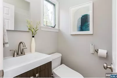 199 Stonehouse Road, Bloomfield, NJ 07028 - Photo 17