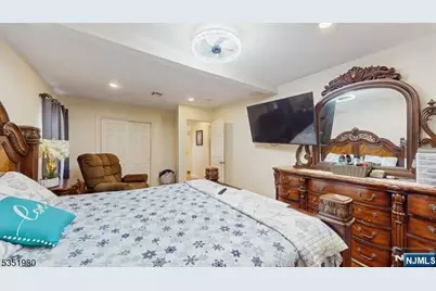 357 Haledon, Haledon, NJ 07508 - Photo 13