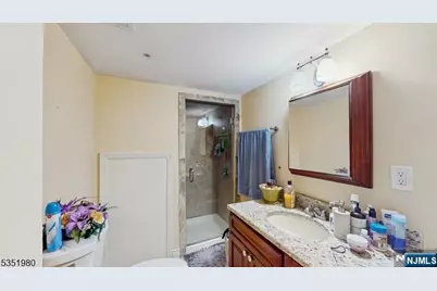 357 Haledon, Haledon, NJ 07508 - Photo 21