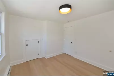 244 Van Winkle Avenue 2 #2, Hawthorne, NJ 07506 - Photo 15