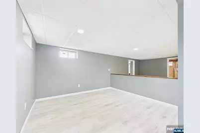 50 Hepburn Road, Clifton, NJ 07012 - Photo 17