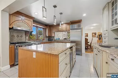 32-03 Norwood Drive, Fair Lawn, NJ 07410 - Photo 3
