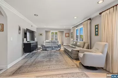 32-03 Norwood Drive, Fair Lawn, NJ 07410 - Photo 5
