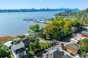 5 Vista Ln, Edgewater, NJ 07020 - Photo 9
