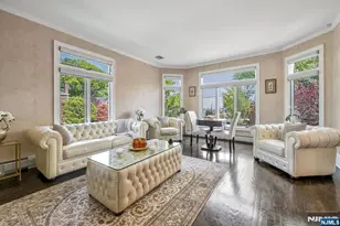1115 Arcadian Way, Fort Lee, NJ 07024 - Photo 9