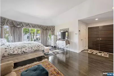 1115 Arcadian Way, Fort Lee, NJ 07024 - Photo 27