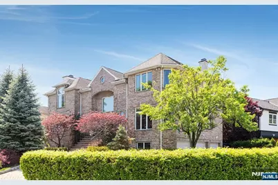 1115 Arcadian Way, Fort Lee, NJ 07024 - Photo 43