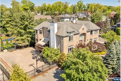 1115 Arcadian Way, Fort Lee, NJ 07024 - Photo 43