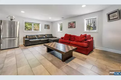 1115 Arcadian Way, Fort Lee, NJ 07024 - Photo 37