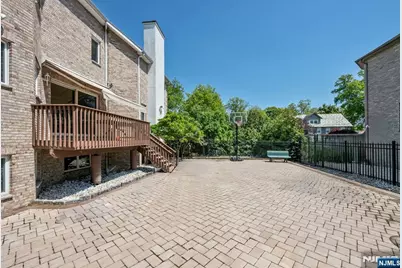 1115 Arcadian Way, Fort Lee, NJ 07024 - Photo 41