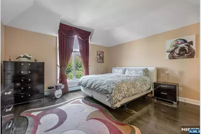 1115 Arcadian Way, Fort Lee, NJ 07024 - Photo 31