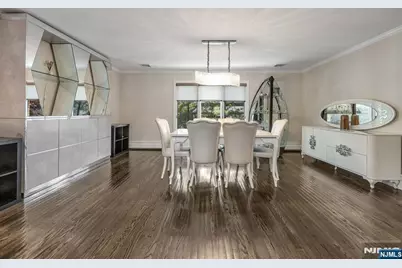 1115 Arcadian Way, Fort Lee, NJ 07024 - Photo 13