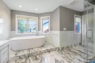 1115 Arcadian Way, Fort Lee, NJ 07024 - Photo 29