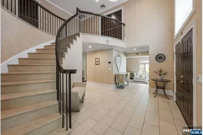 1115 Arcadian Way, Fort Lee, NJ 07024 - Photo 7