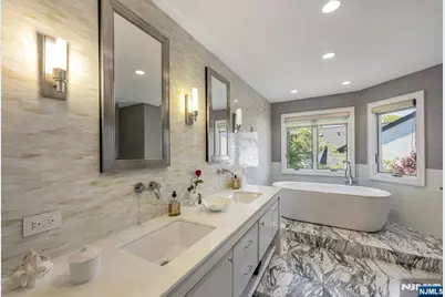 1115 Arcadian Way, Fort Lee, NJ 07024 - Photo 29