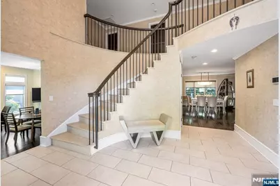 1115 Arcadian Way, Fort Lee, NJ 07024 - Photo 7