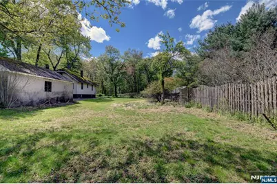 86 Greenwood Avenue, Pequannock Township, NJ 07440 - Photo 33