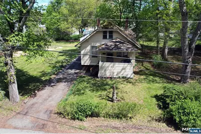 86 Greenwood Avenue, Pequannock Township, NJ 07440 - Photo 3