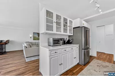926 Bloomfield Avenue 3A #3A, Glen Ridge, NJ 07028 - Photo 17