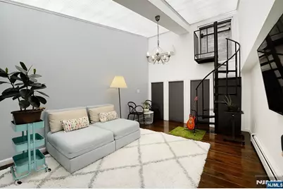 212 9th Street 4B #4B, Jersey City, NJ 07302 - Photo 9