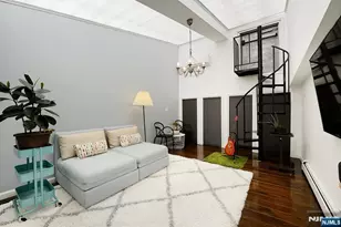 212 9th Street 4B, Jersey City, NJ 07302 - Photo 9