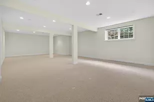 33 Windsor Ln, Ramsey, NJ 07446 - Photo 35