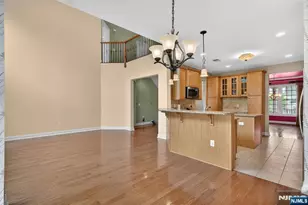 33 Windsor Ln, Ramsey, NJ 07446 - Photo 9