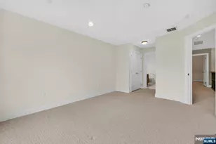 33 Windsor Ln, Ramsey, NJ 07446 - Photo 29