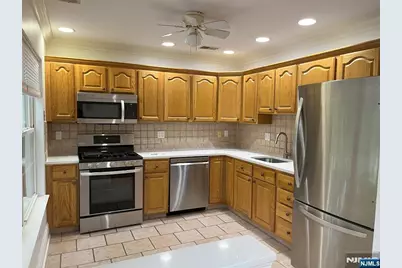 2417 Stanhope Court, Mahwah, NJ 07430 - Photo 5