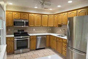 2417 Stanhope Ct, Mahwah, NJ 07430 - Photo 5