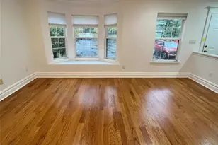 2417 Stanhope Ct, Mahwah, NJ 07430 - Photo 3