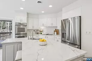 11 Carlough Rd, Upper Saddle River, NJ 07458 - Photo 15