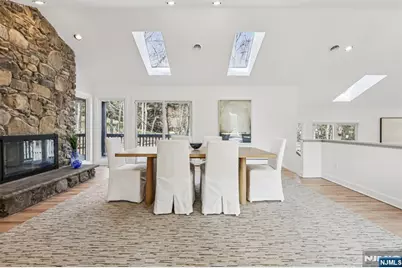11 Carlough Road, Upper Saddle River, NJ 07458 - Photo 9