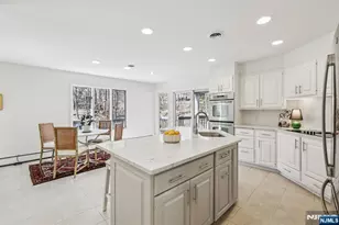 11 Carlough Rd, Upper Saddle River, NJ 07458 - Photo 15