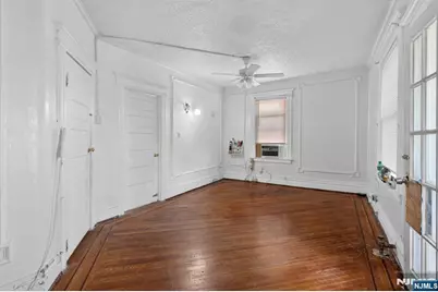 127 Lyons Avenue, Newark, NJ 07112 - Photo 17