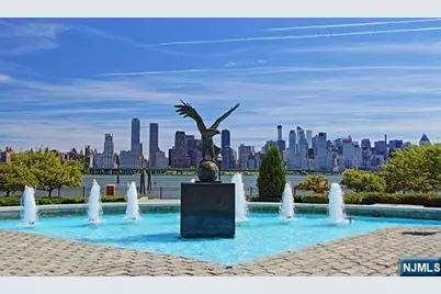 453 Albany Court, West New York, NJ 07093 - Photo 27