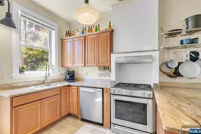 116 Park Avenue, Newark, NJ 07104 - Photo 17