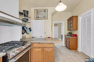 116 Park Ave, Newark, NJ 07104 - Photo 19