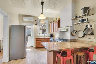 116 Park Ave, Newark, NJ 07104 - Photo 15