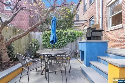 116 Park Avenue, Newark, NJ 07104 - Photo 37