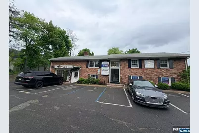 1310 Hamburg Turnpike, Wayne, NJ 07470 - Photo 3