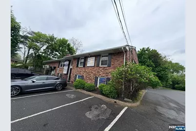 1310 Hamburg Turnpike, Wayne, NJ 07470 - Photo 19