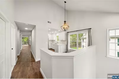 25 Woods Edge, Old Tappan, NJ 07675 - Photo 7