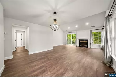25 Woods Edge, Old Tappan, NJ 07675 - Photo 13