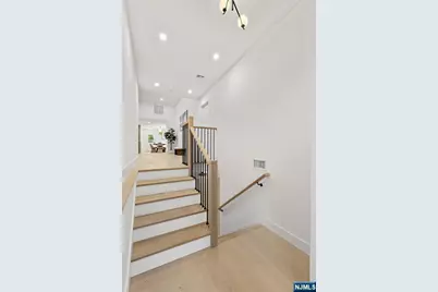 14 Chestnut Avenue, Closter, NJ 07624 - Photo 5