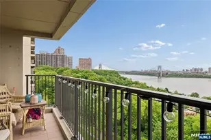 3 Horizon Road 821, Fort Lee, NJ 07024 - Photo 3